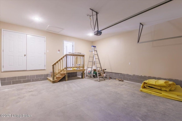 102 Kidd Ct, Lebanon Junction, KY 40150 - garage with a garage door opener