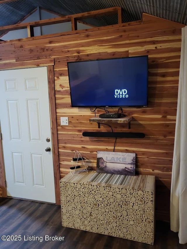 41 Hidden Valley Ln Unit B, Hudson, KY 40145 - detailed view of wooden walls and wood finished floors