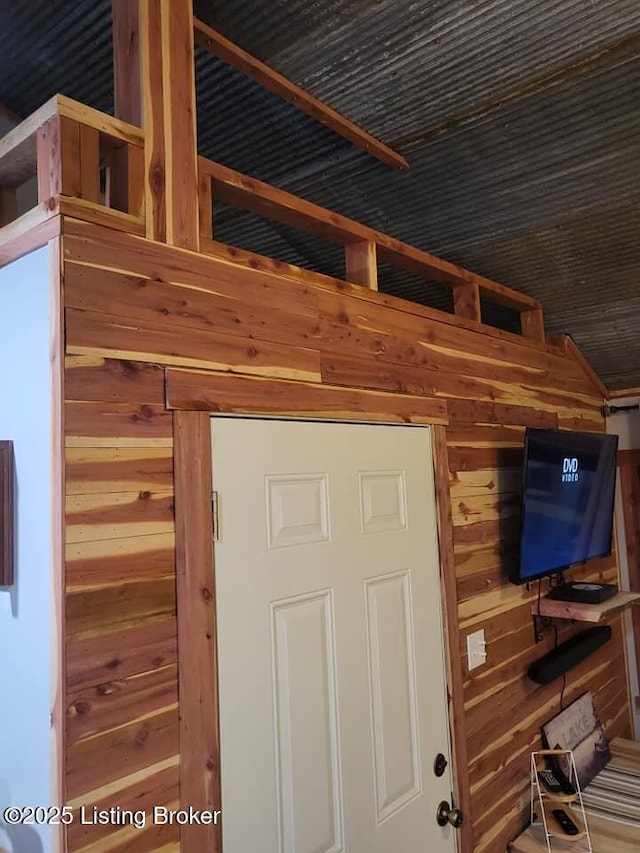 41 Hidden Valley Ln Unit B, Hudson, KY 40145 - detailed view of wood walls