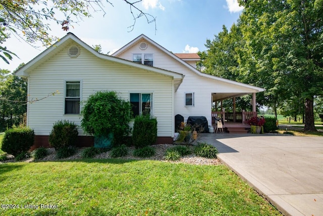 3297 E Gap Hill Rd, Cub Run, KY 42729 - view of front of property with a front yard and driveway