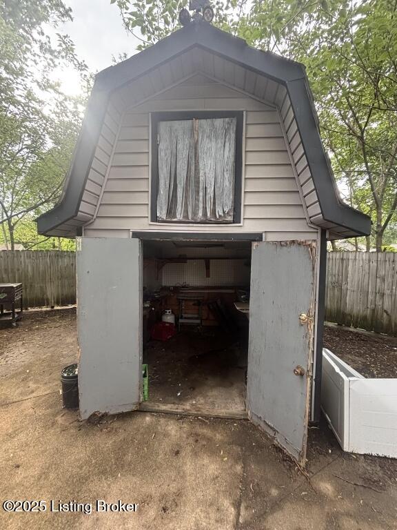 9304 New Maple Rd, Louisville, KY 40229 - view of outbuilding