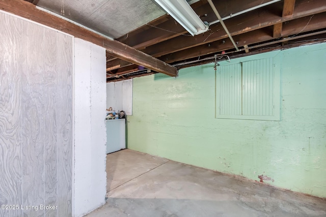 4714 Burkley Ave, Louisville, KY 40214 - unfinished below grade area with washer / clothes dryer