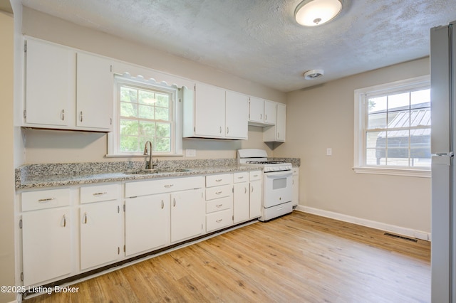 8486 Robbins Rd, Louisville, KY 40258 - photo 9