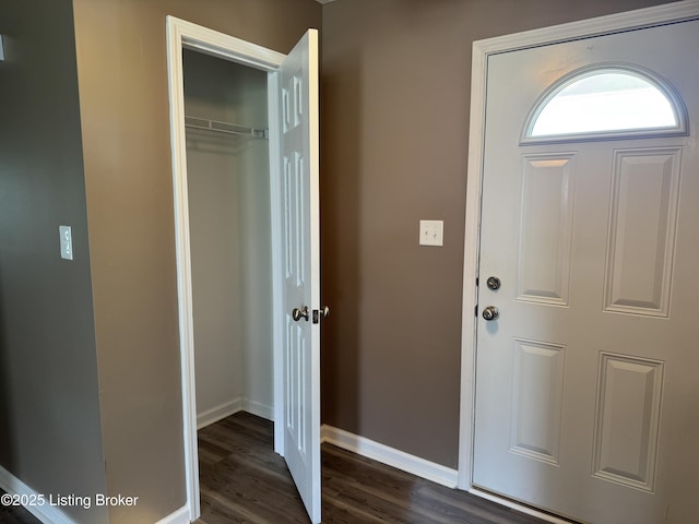 106 Hunter Ln, Brandenburg, KY 40108 - foyer featuring dark wood finished floors and baseboards