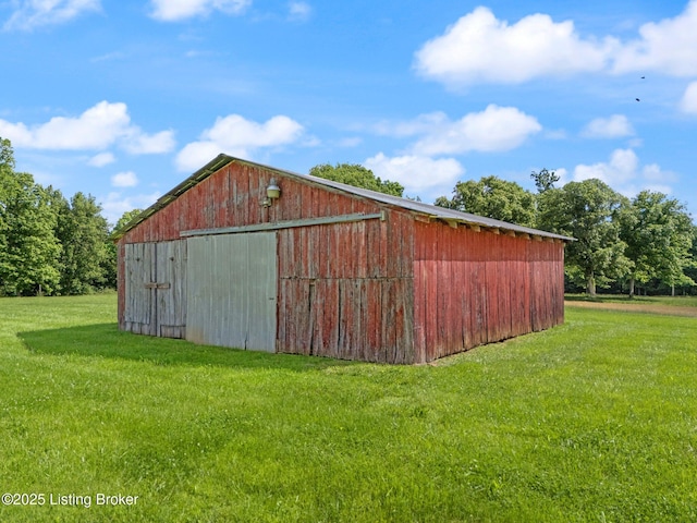 13429 Anneta Rd, Leitchfield, KY 42754 - view of pole building featuring a yard