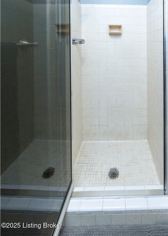 1815 Gardiner Ln Unit A9, Louisville, KY 40205 - full bathroom with a stall shower
