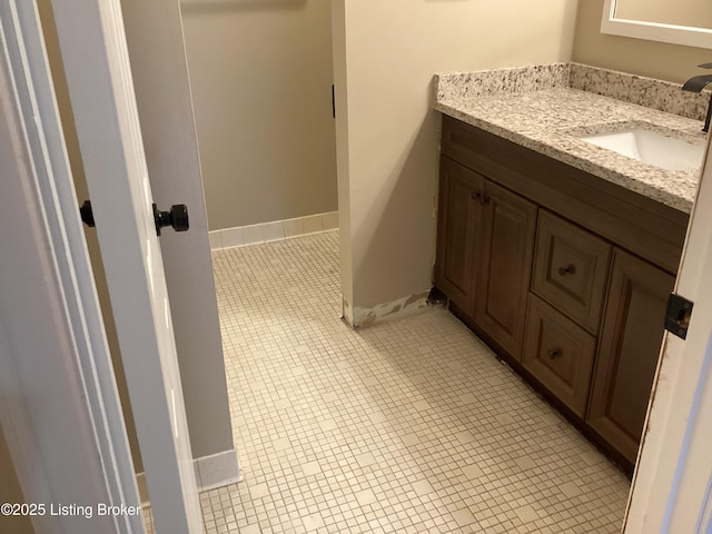 1815 Gardiner Ln Unit A9, Louisville, KY 40205 - bathroom with vanity and tile patterned flooring