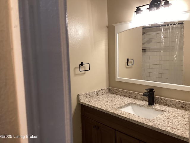 1815 Gardiner Ln Unit A9, Louisville, KY 40205 - full bath featuring vanity and a shower