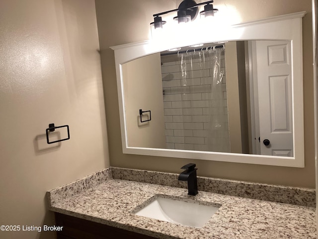 1815 Gardiner Ln Unit A9, Louisville, KY 40205 - full bath featuring vanity and a tile shower