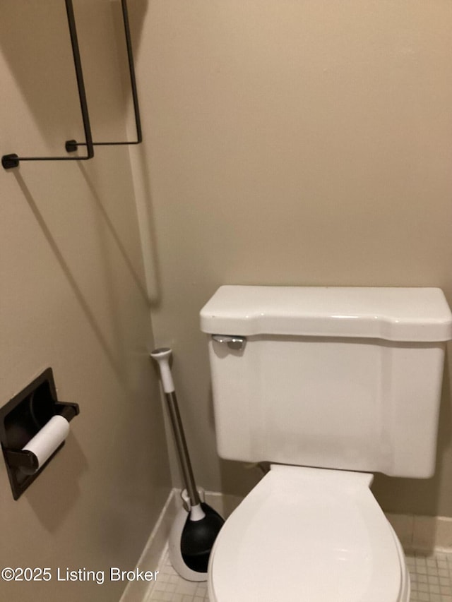 1815 Gardiner Ln Unit A9, Louisville, KY 40205 - bathroom featuring tile patterned floors