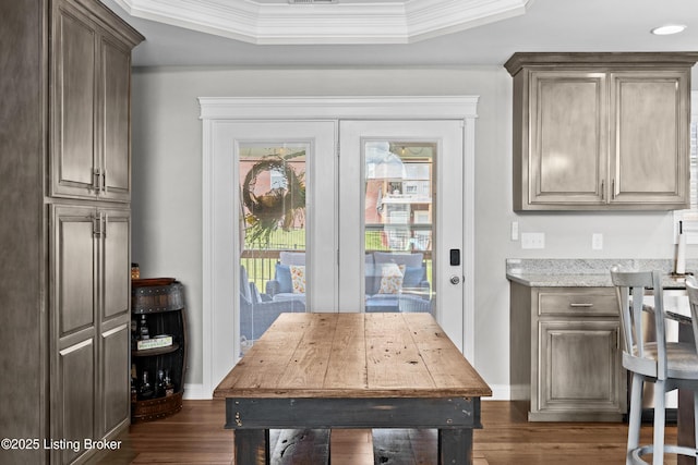 213 Elegance Way, Elizabethtown, KY 42701 - kitchen featuring dark wood-type flooring, baseboards, and crown molding