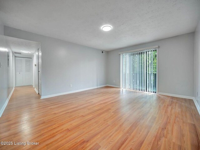 3506 Lodge Ln Unit 228, Louisville, KY 40218 - photo 9