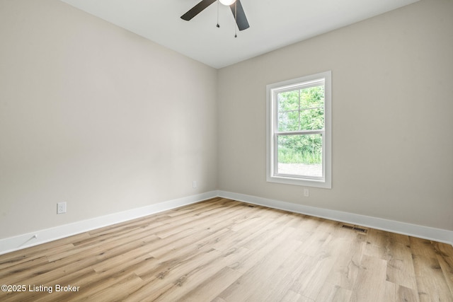 5311 Lee Ave, Crestwood, KY 40014 - empty room featuring light wood-style floors, ceiling fan, and baseboards