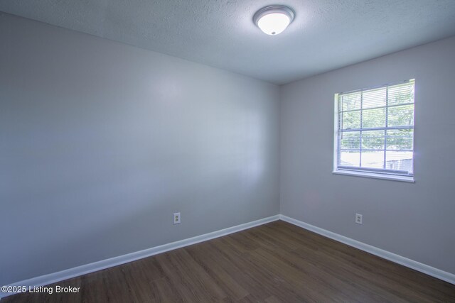12511 E Orell Rd, Louisville, KY 40272 - photo 6
