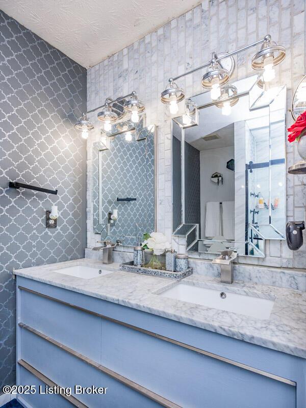 9505 River Trail Dr, Louisville, KY 40229 - bathroom with double vanity