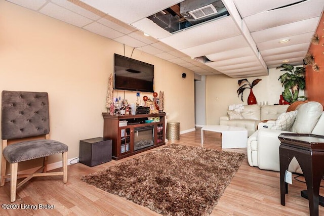 9505 River Trail Dr, Louisville, KY 40229 - living area featuring wood finished floors and baseboards