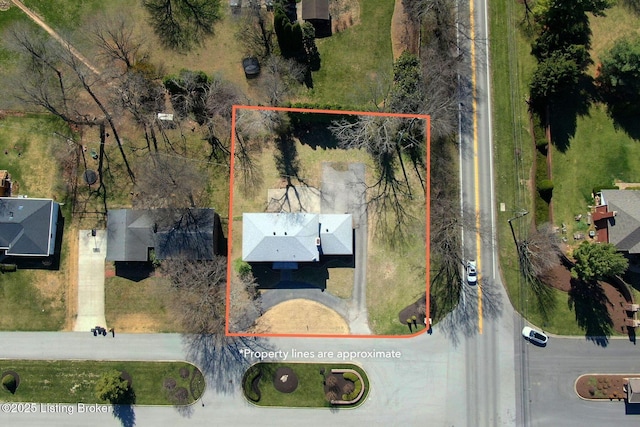2428 Chattesworth Ln, Louisville, KY 40242 - photo 52