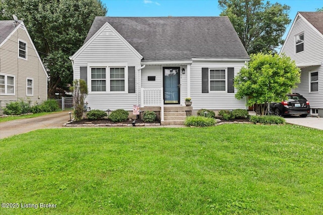 3306 Grandview Ave, Louisville, KY 40207 - view of front of house featuring a front yard and roof with shingles
