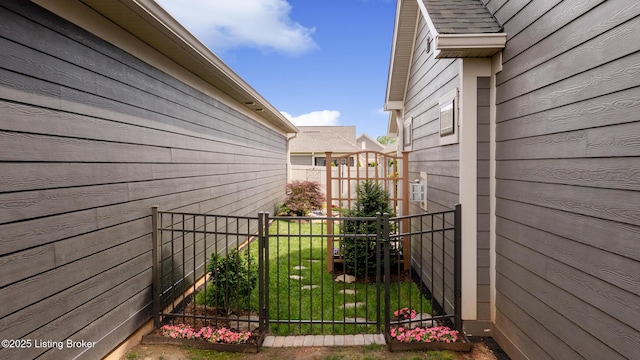 1911 Dressage Cir, Louisville, KY 40245 - view of side of property