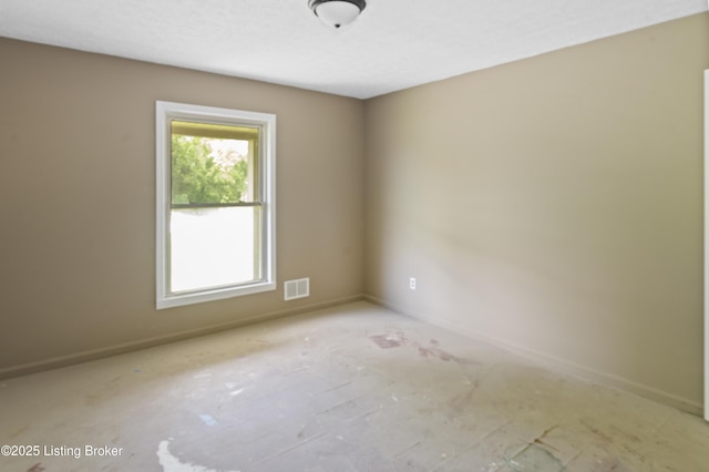 360 Pumpkin Rd, Shepherdsville, KY 40165 - empty room featuring baseboards