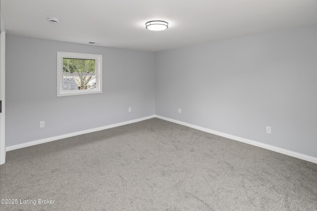 802 Kentucky Ave, Frankfort, KY 40601 - unfurnished room featuring carpet floors, a smoke detector, and baseboards