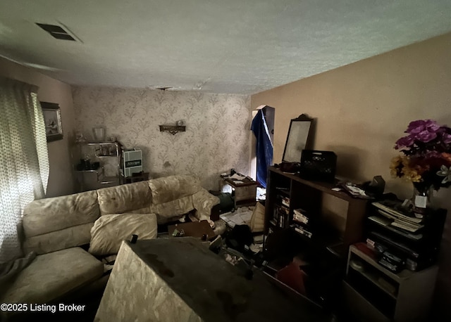 500 N 39th St, Louisville, KY 40212 - view of living room