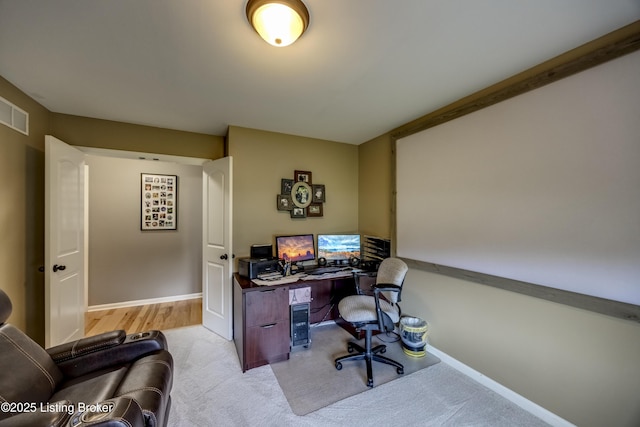 4605 Clarkhurst Cir, Smithfield, KY 40068 - carpeted home office featuring baseboards