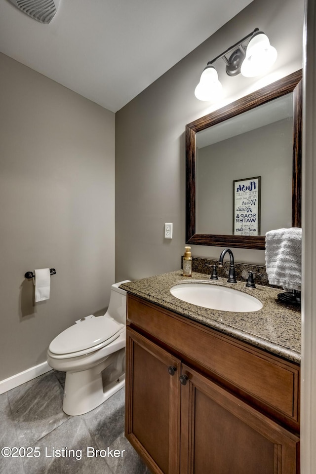 4605 Clarkhurst Cir, Smithfield, KY 40068 - half bath with baseboards, toilet, vanity, and tile patterned floors