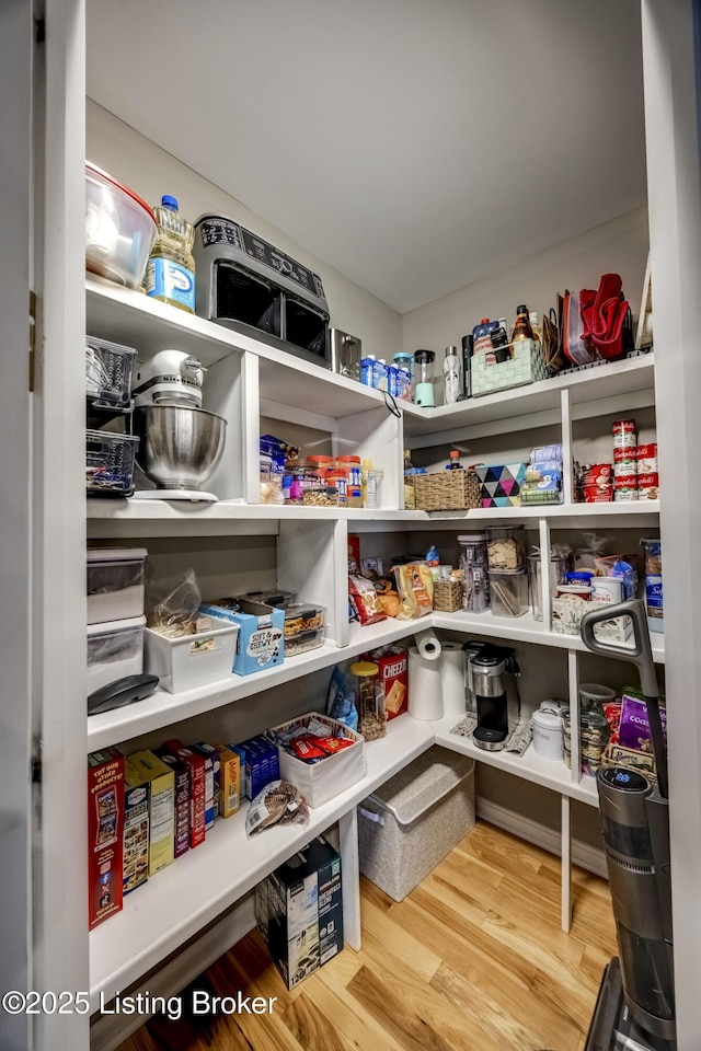 4605 Clarkhurst Cir, Smithfield, KY 40068 - view of pantry