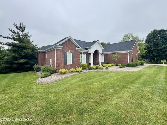 144 Woodhill Rd, Bardstown, KY 40004 - ranch-style house featuring brick siding, a front lawn, and a shingled roof