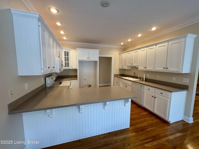144 Woodhill Rd, Bardstown, KY 40004 - kitchen with white appliances, a peninsula, a sink, ornamental molding, and glass insert cabinets