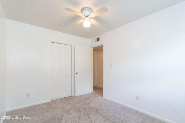 5612 Oakridge Pl, Louisville, KY 40229 - carpeted spare room featuring a ceiling fan and baseboards