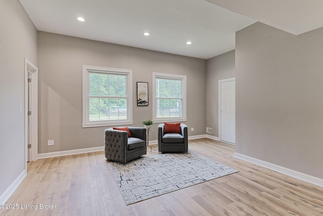 2519 Belknap Beach Rd, Prospect, KY 40059 - living area with light wood-style flooring, baseboards, and recessed lighting