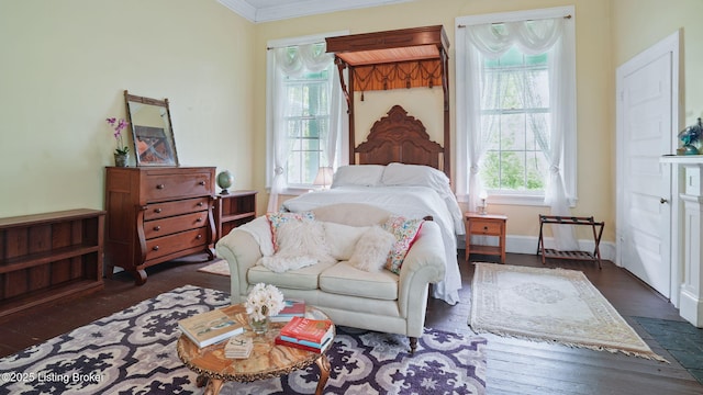 316 E Cross Main St, New Castle, KY 40050 - bedroom with ornamental molding, wood finished floors, and baseboards