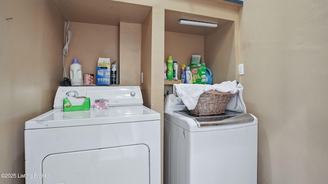 316 E Cross Main St, New Castle, KY 40050 - laundry room with separate washer and dryer