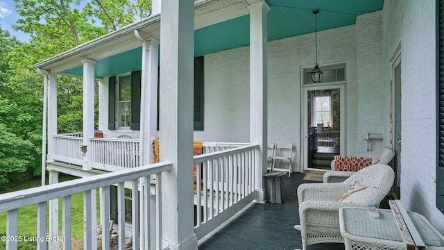 316 E Cross Main St, New Castle, KY 40050 - view of porch