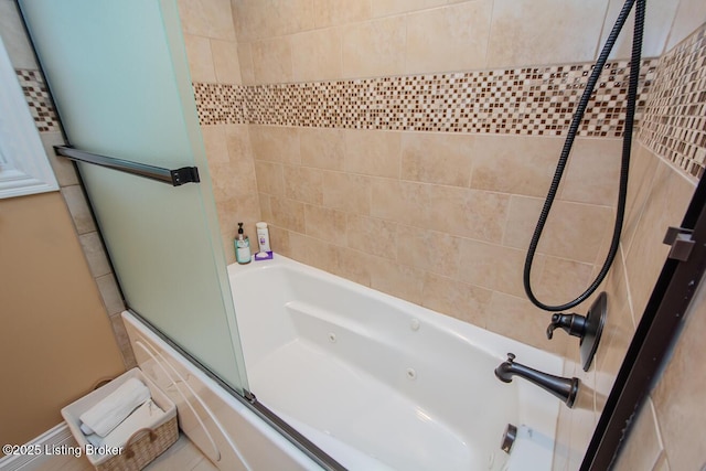 9200 Axminster Dr, Louisville, KY 40299 - bathroom featuring a combined bath / shower with jetted tub