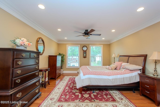 9200 Axminster Dr, Louisville, KY 40299 - bedroom featuring light wood-style floors, recessed lighting, crown molding, a ceiling fan, and baseboards