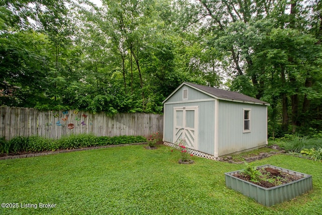 9200 Axminster Dr, Louisville, KY 40299 - view of yard