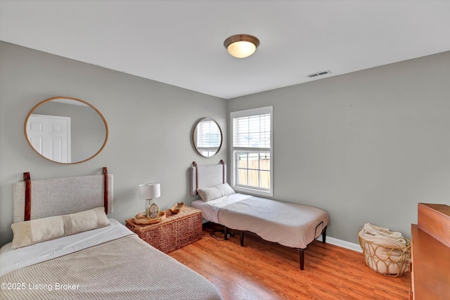 11601 Top Walnut Loop, Louisville, KY 40229 - bedroom featuring wood finished floors and baseboards