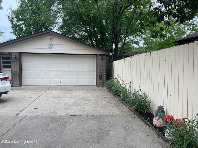 7102 Gorham Way, Louisville, KY 40291 - garage with concrete driveway