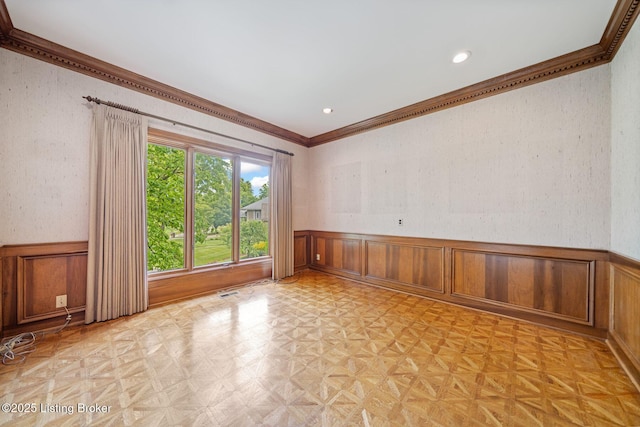 527 Woodlake Dr, Louisville, KY 40245 - empty room with a wainscoted wall, ornamental molding, and recessed lighting