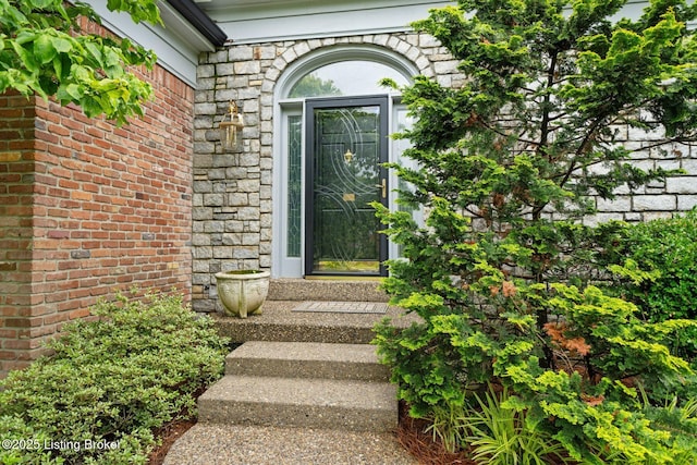 527 Woodlake Dr, Louisville, KY 40245 - view of exterior entry with stone siding and brick siding