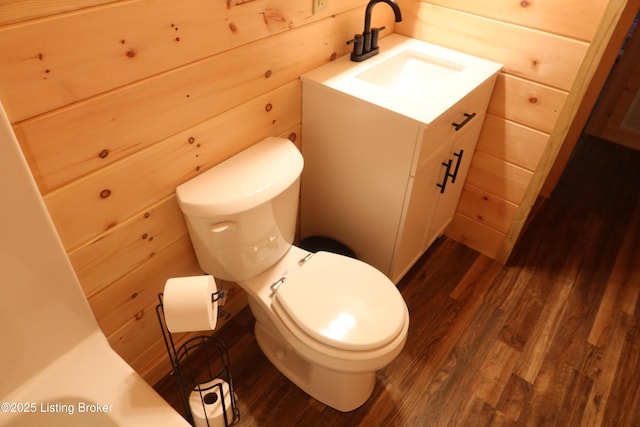 255 Little Cabin Ln, Falls Of Rough, KY 40119 - bathroom with wood finished floors, vanity, and toilet