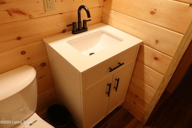 255 Little Cabin Ln, Falls Of Rough, KY 40119 - bathroom with vanity and toilet