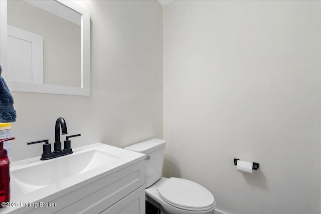 812 Castlewood Dr, New Albany, IN 47150 - bathroom with toilet and vanity