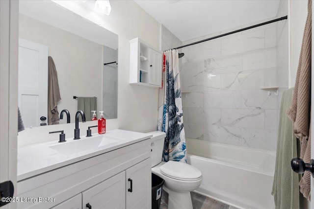 812 Castlewood Dr, New Albany, IN 47150 - bathroom featuring shower / bath combo with shower curtain, vanity, toilet, and wood finished floors