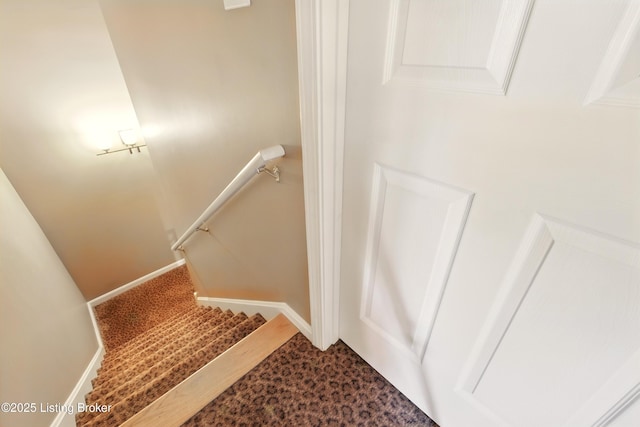 10510 Forest Garden Ln, Louisville, KY 40223 - photo 32
