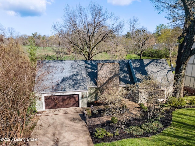 1140 Rostrevor Cir, Louisville, KY 40205 - view of front of home featuring a garage