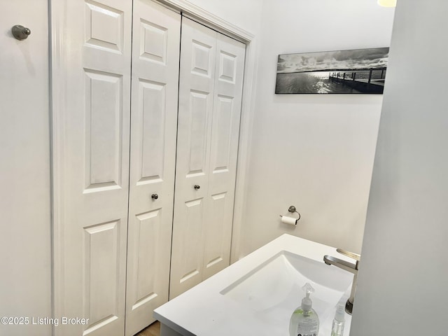 445 Marret Ave, Louisville, KY 40208 - bathroom featuring a closet and vanity